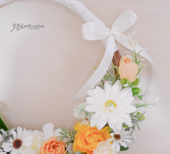 リースブーケ クリームオレンジ | iichi 日々の暮らしを心地よくする