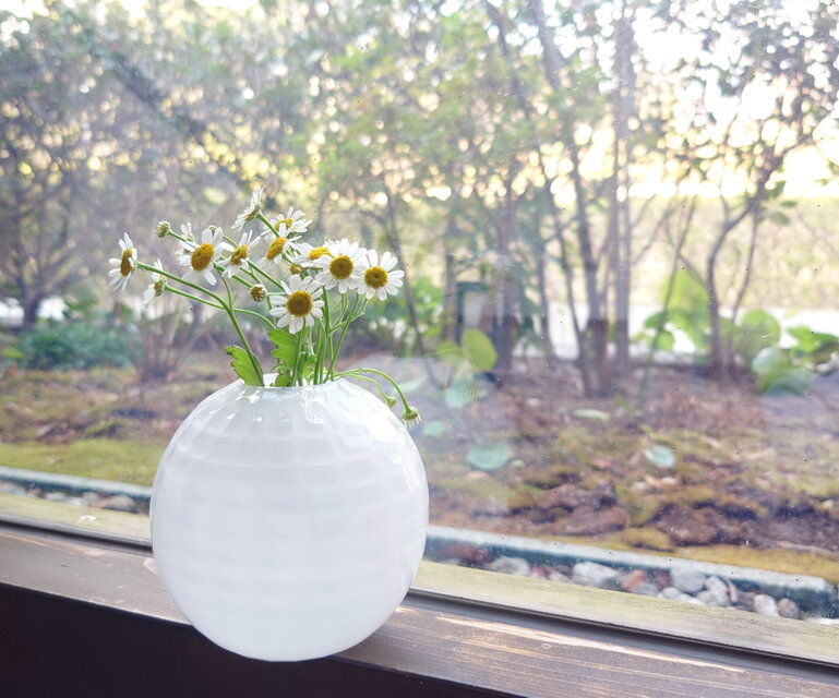 ワッフル丸花瓶～しろ～