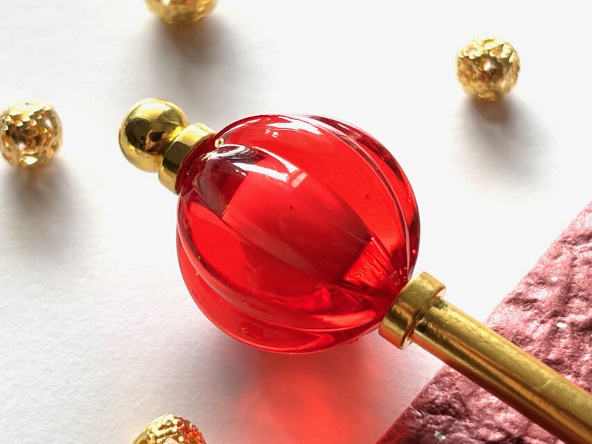 かんざし　ほおずきの様な２トーンカラービーズ　赤　レッド　紅　鬼灯　ホオズキ　一本挿し　一本簪　ゴールド　春夏