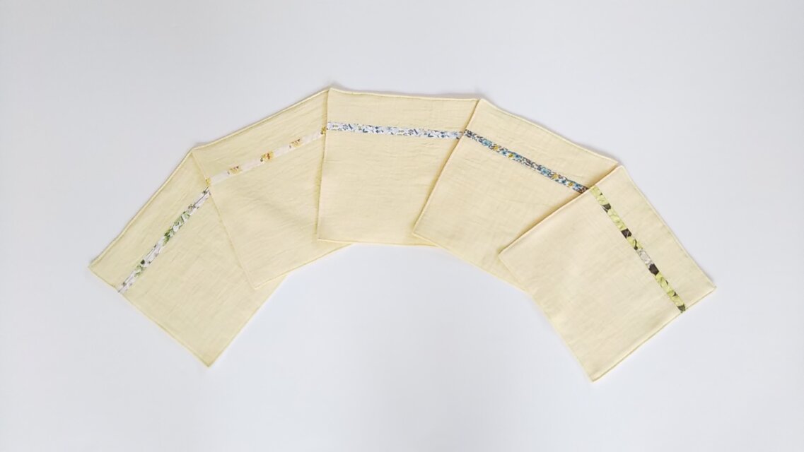 ハンカチ リバティ ステッチカスタード 約20cm角 5枚組 ③