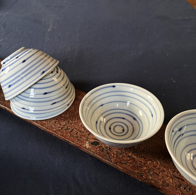 有田焼　山徳窯　王朝金襴 有田焼 山徳窯 王朝金襴