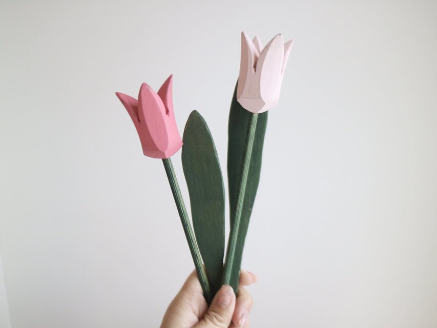 スウェーデンで見つけた木製チューリップ &葉っぱ | iichi 日々の