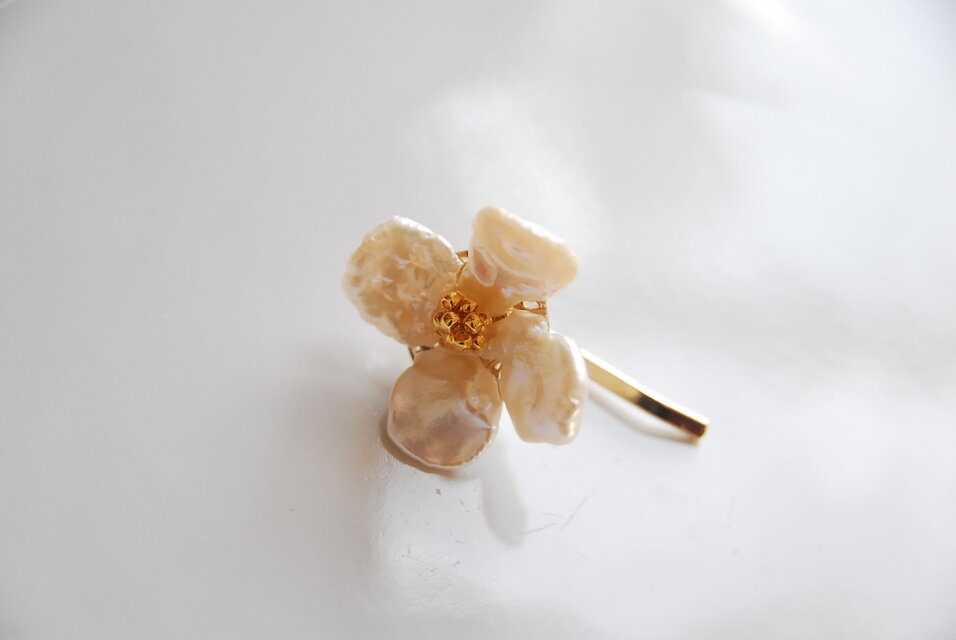 再々々販　花びらケシパールのお花のポニーフックC