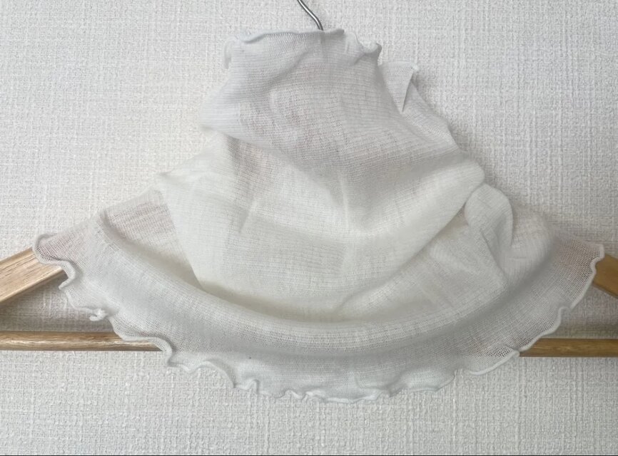 綿100%ホワイトレース手作りネックウォーマー日焼け止めにおススメです  