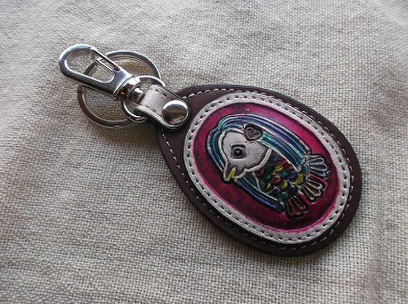 レザークラフト　アマビエキーホルダー　　