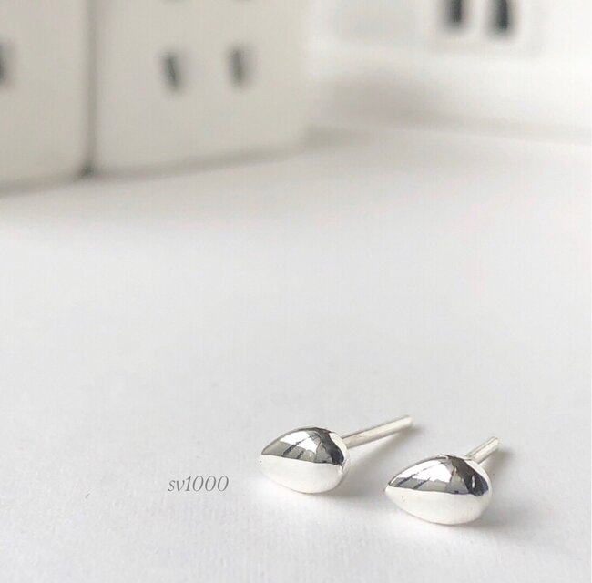 純銀sv1000♡プチピアス  金属アレルギーの方も
