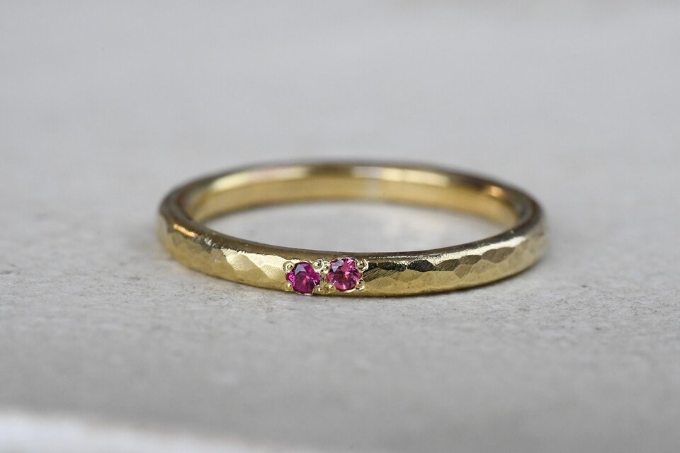 並ぶ古き日々の物語〜ルビー＆ピンクスピネル〜