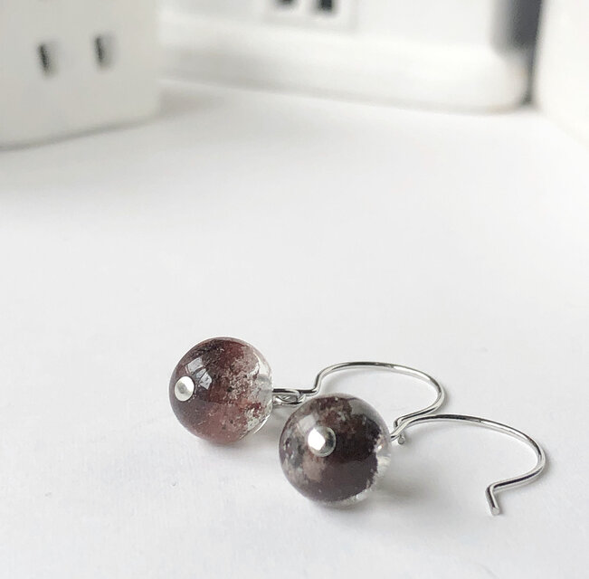 数量限定♡ゆれる✳︎AAAガーデンクォーツ8㎜玉ピアス ニッケルフリー