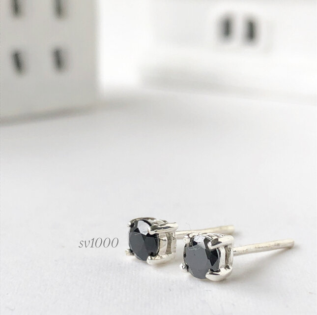 純銀sv1000♡プチジルコニアピアス  金属アレルギーの方ものコピー