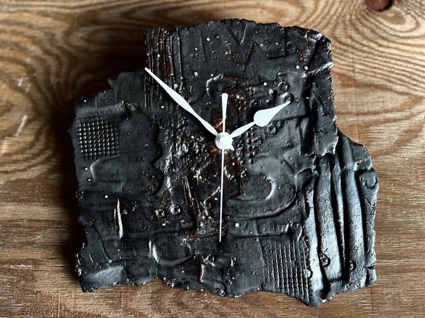 黒POP象嵌　23cm角掛け時計