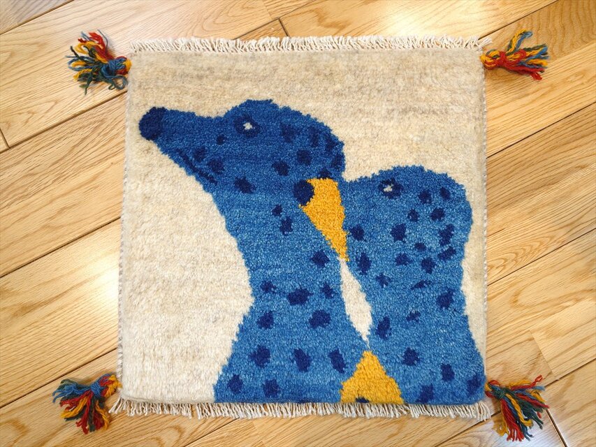 ペルシャ ギャッベ　ミニマット　40x40.5cm　犬　青色　ベージュ　T9066G