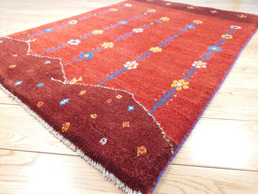 ペルシャ ギャッベ 玄関マット大 ウール 118x85cm 茜色 花 丘