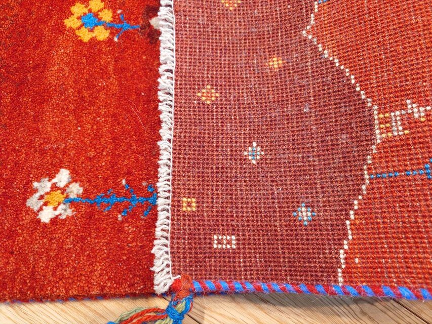 ペルシャ ギャッベ 玄関マット大 ウール 118x85cm 茜色 花 丘 RD2176G