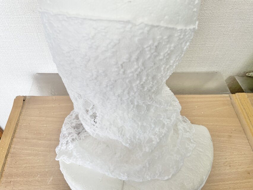 立体編みホワイトボタニカルレースハンドメイドネックウォーマー日焼け