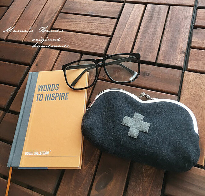 ⭐️9点売れました⭐️ クロス チャコール グレー ナチュラル メガネ がま口 コスメ メガネケース ポーチ