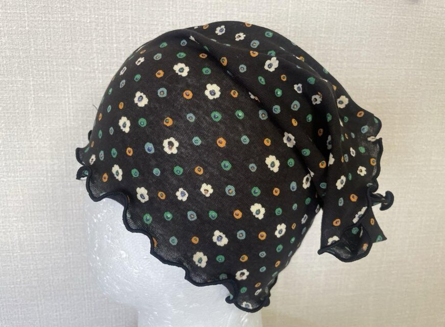 ロングタイプブラックドット作りネックウォーマーショール新品 OGF綿100%ブラックオレンジ&グリーン花柄ドット柄手作りネック