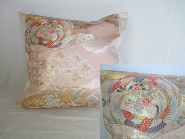 さえらアキアカネ大きな花柄レースクッションカバー座布団カバー２点【希少品】 さえらアキアカネ大きな花柄レースクッションカバー座布団カバー