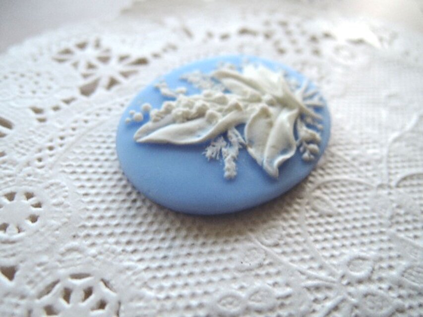 未使用品 水牛角 トルコ石 カメオ ブローチ 兼 ペンダント 水牛の角 トルコ石 カメオ ペンダント ブローチ 新品