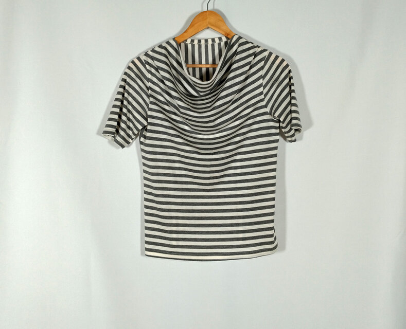 [53-3] le haut drapé à col