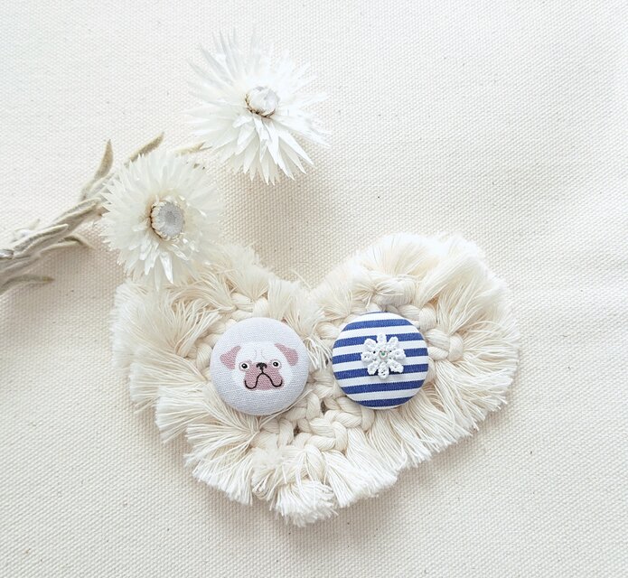 ★くるみボタンブローチ★