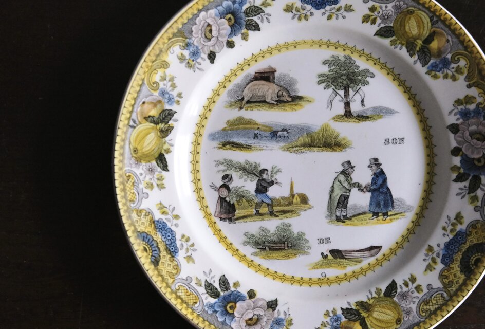 ショワジールロワ 彩色 グリザイユ 平皿 なぞなぞ φ20.8cm