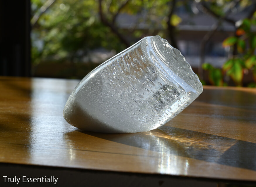 「 白のかおり 」シリーズ、純白透明ガラスのインテリア オブジェ ● 幅約10cm #3