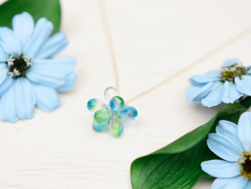 【14kgf ネックレス】青空と新緑