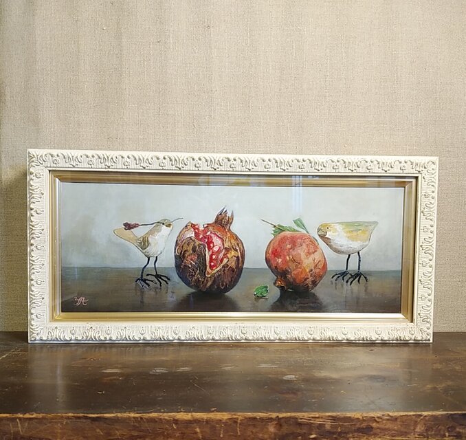 油絵「柘榴と木彫りの小鳥」
