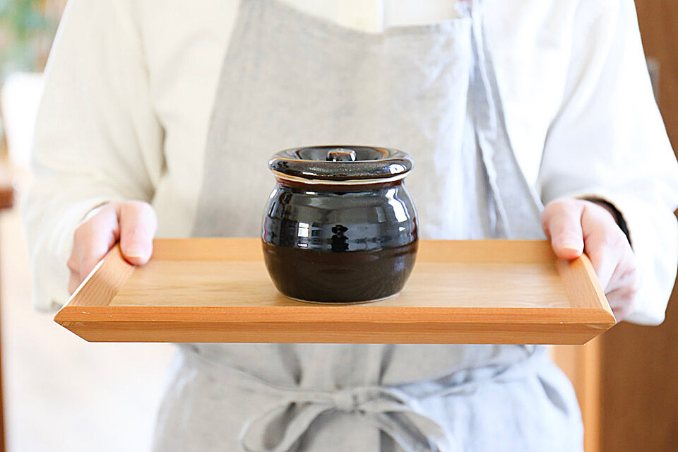 梅干しやお漬物入れにおすすめ　お漬物甕（かめ）砂糖壺　黒
