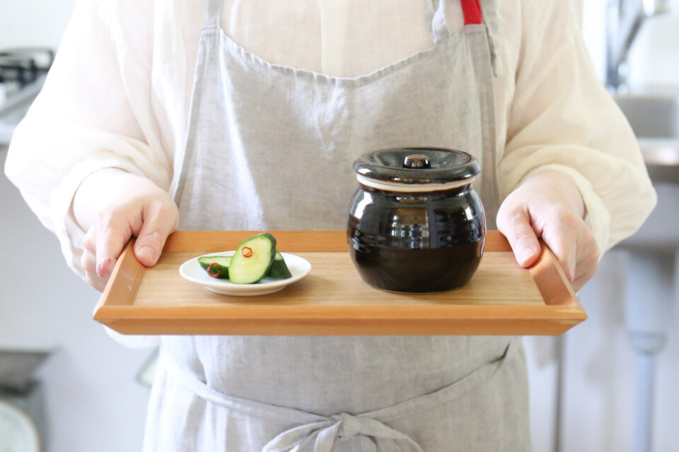 梅干しやお漬物入れにおすすめ お漬物甕(かめ)砂糖壺 黒 | iichi 梅干しやお漬物入れにおすすめ お漬物甕(かめ)砂糖壺 黒 | iichi