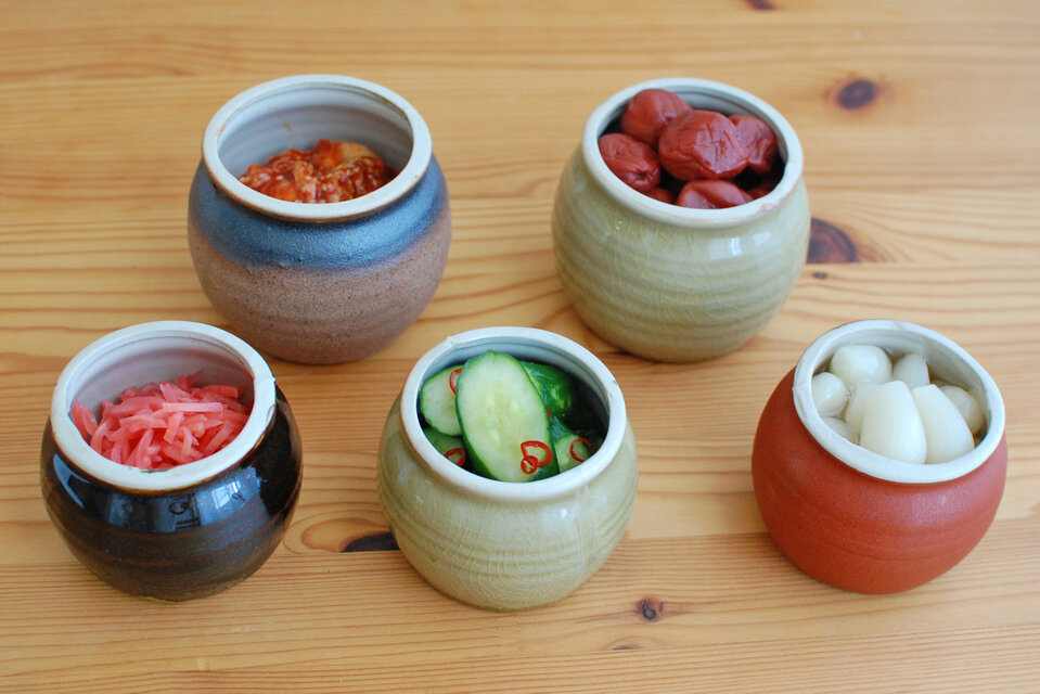 梅干しやお漬物入れにおすすめ お漬物甕（かめ）砂糖壺 鉄茶 | iichi