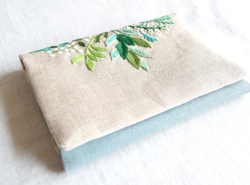 「緑」手刺繍ブックカバー・文庫本サイズ