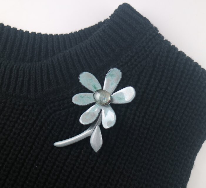 爽やかに軽やかに咲く