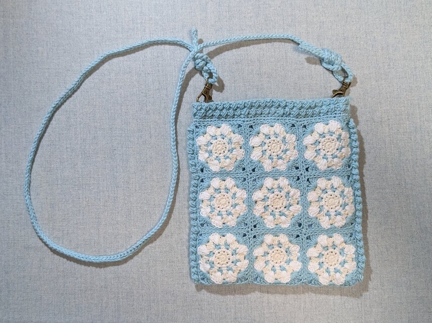 【再々オープン記念価格】✳花模様の2wayポシェット✳大きめ