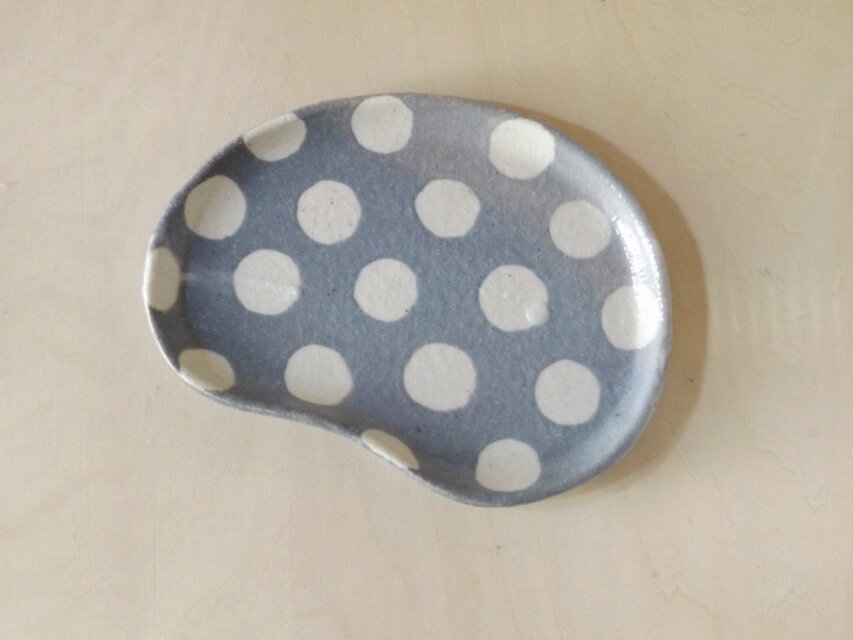 ブルーの豆プレート（ドット）