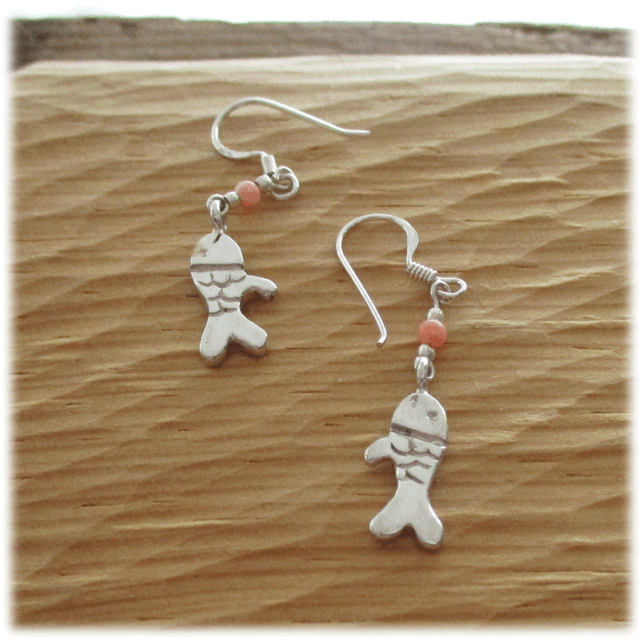 おさかな＊ピアス（Silver925×コーラル）