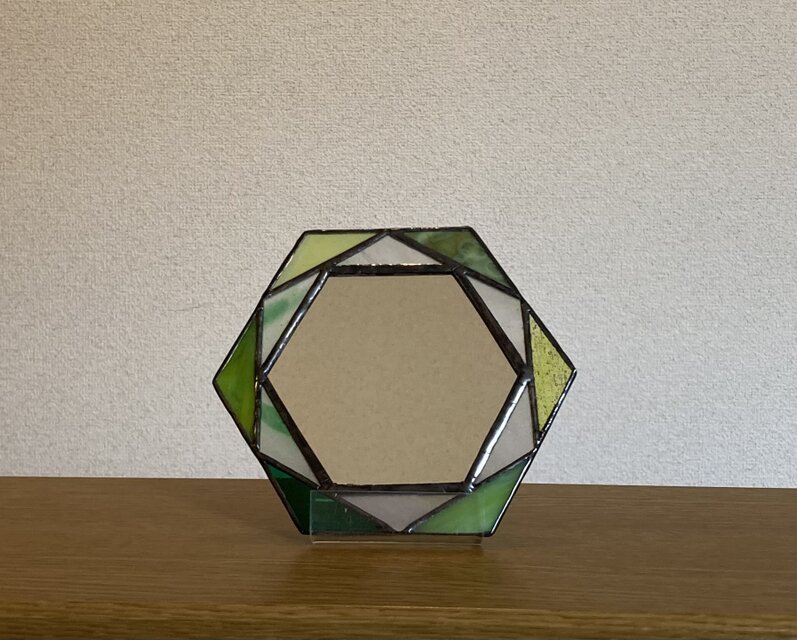 六角形鏡（緑） | iichi 日々の暮らしを心地よくする
