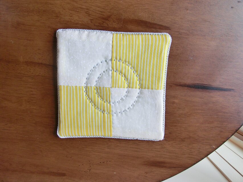 パッチワークのミニマット　⑬