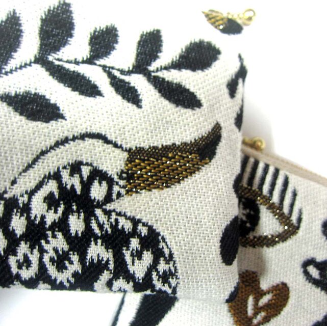 選択可フランス生地 エデンの園 エバ 目 オニオオハシ 葉 ポーチ