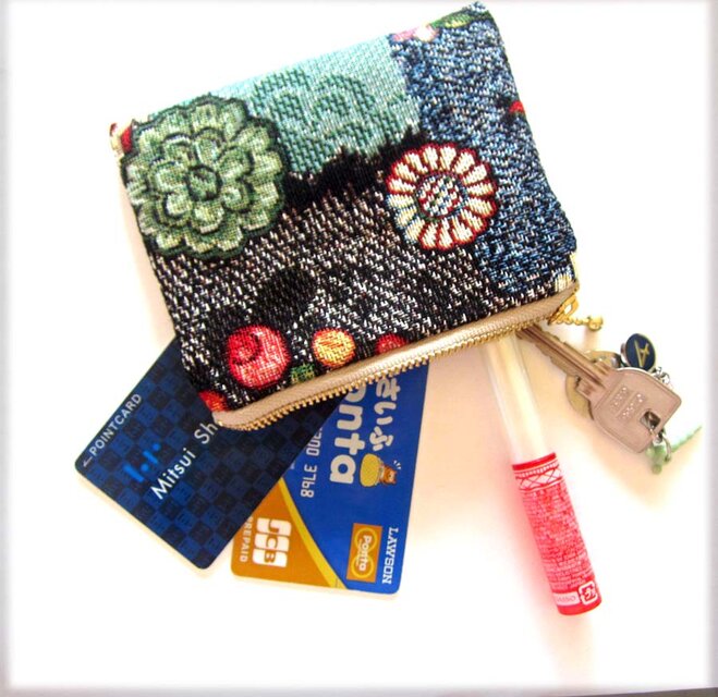 選択可フランス生地 エデンの園 エバ 目 オニオオハシ 葉 ポーチ