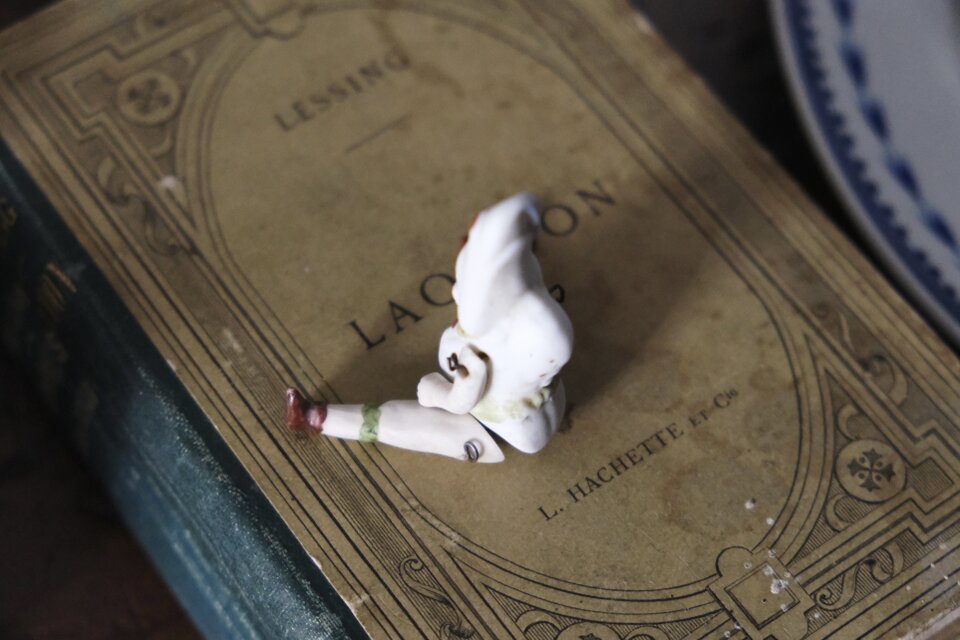 Hertwig&co 道化師プルチネッラ オール ビスクドール h7cm