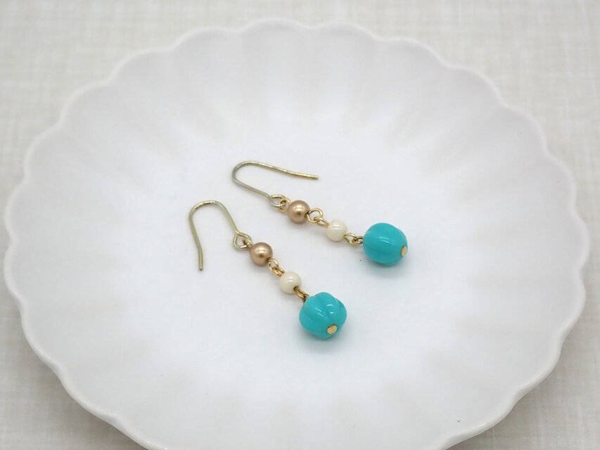メロンビーズピアス／イヤリング【ターコイズ】