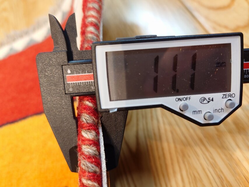 ペルシャ オールドギャッベ 15年 アマレバフト 95x65㎝ ライオン 赤