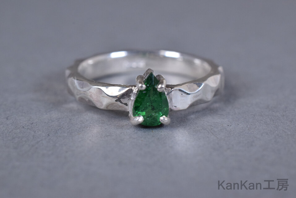 ツァボライトのリング