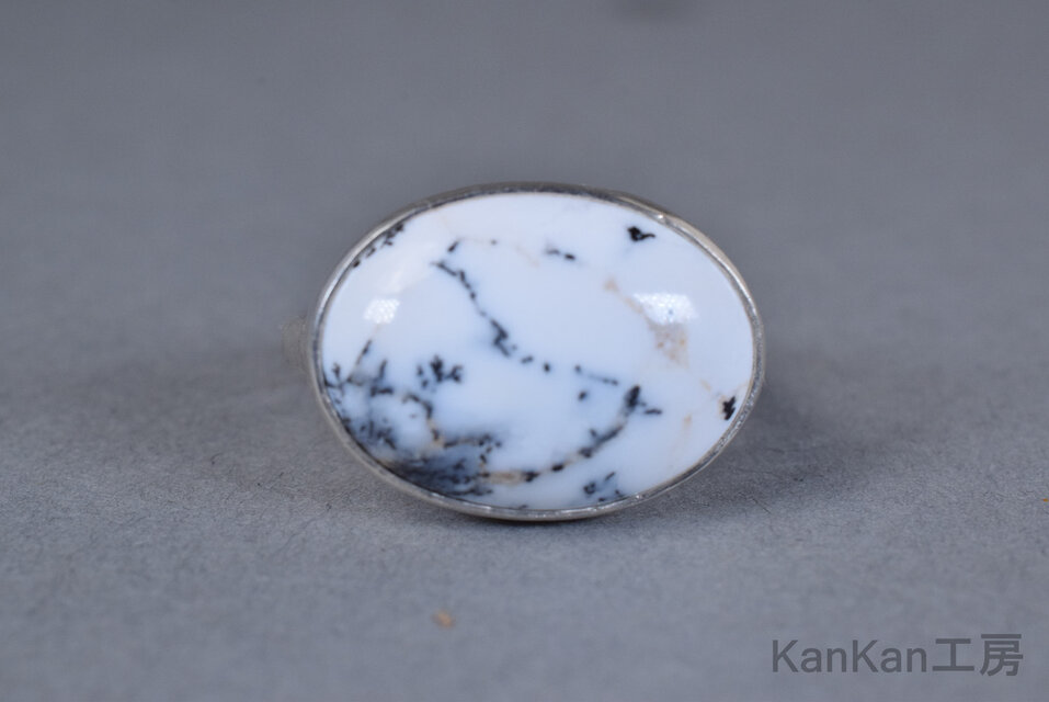 デンドリックオパールのリング