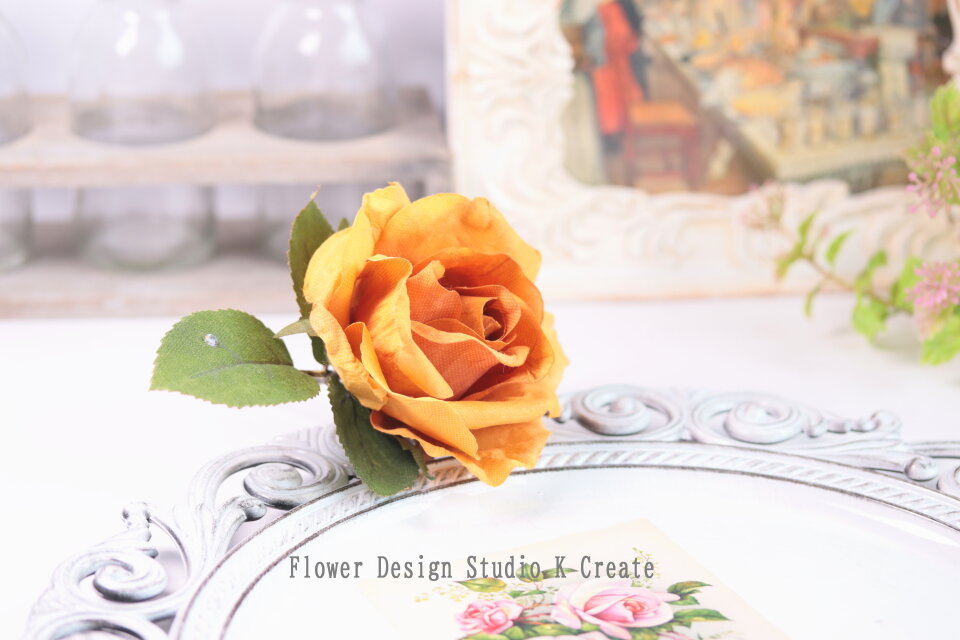 華やか☆オレンジの薔薇と葉っぱの髪飾り バラ フローレス 髪飾り