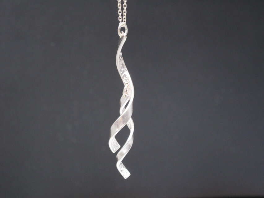 スリムなスパイラル