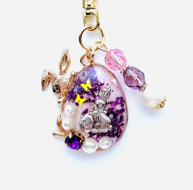 ウサギたまごキーホルダー （思慕のライラック）