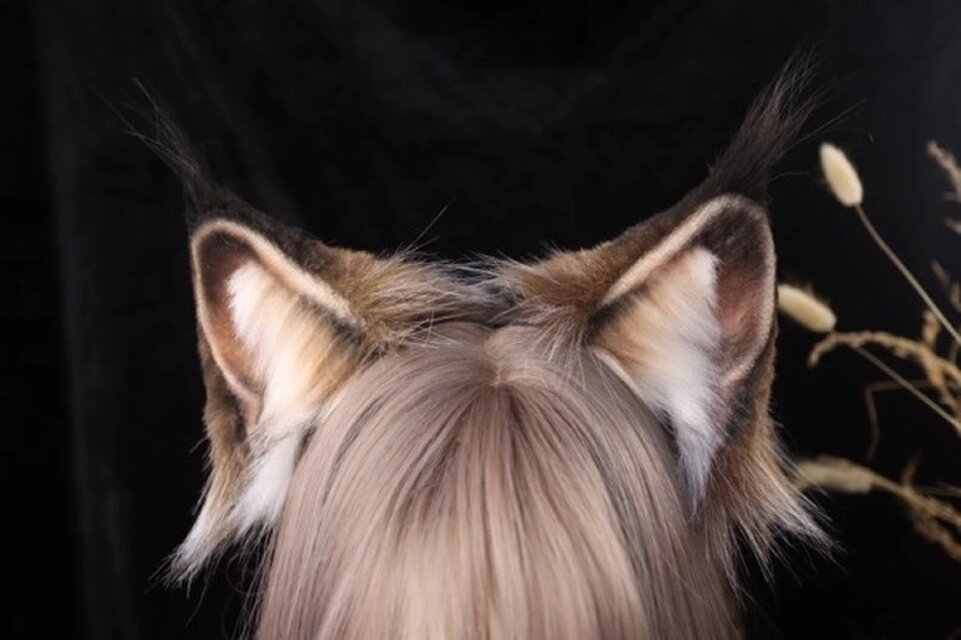 【受注生産】森の猫の耳カチューシャ 手作りリアルな毛皮のような ヘアアクセサリー シミュレーション動物の耳 ロリータ