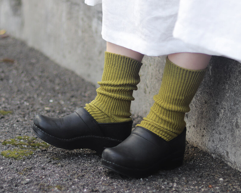 天然素材で快適 厚手リブ編みソックス 　サステナブルなリサイクルコットン靴下 （オリーブ）